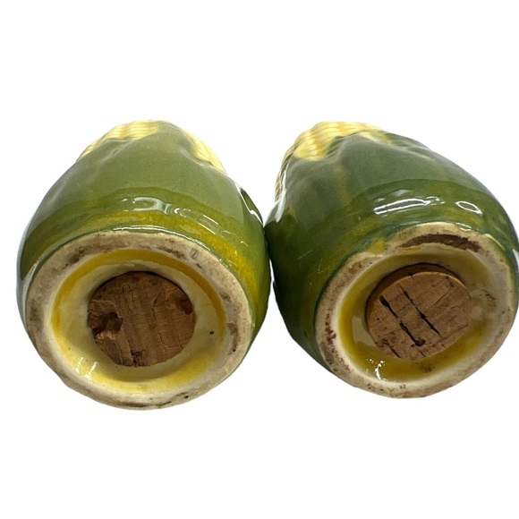 Vintage Shawnee Pottery King Corn Salt & Pepper Shakers - Picture 5 of 5